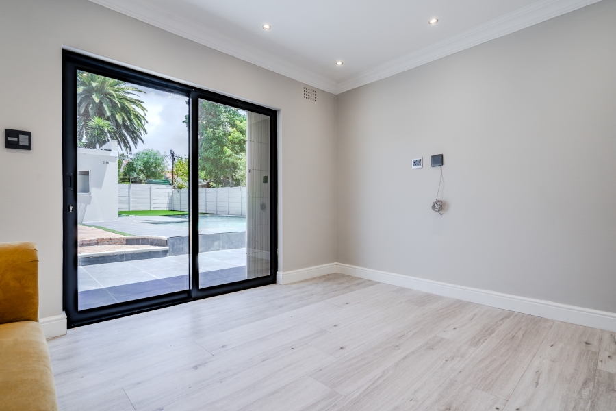 3 Bedroom Property for Sale in Rondebosch Park Estate Western Cape